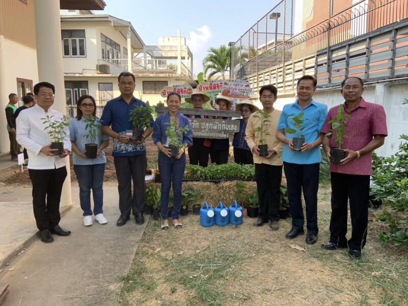 ร่วมขับเคลื่อนการน้อมนำแนวพระราชดำริของสมเด็จพระกนิษฐาธิราชเจ้า กรมสมเด็จพระเทพรัตนราชสุดาฯ สยามบรมราชกุมารี สู่การปฏิบัติการปลูกผักสวนครัว