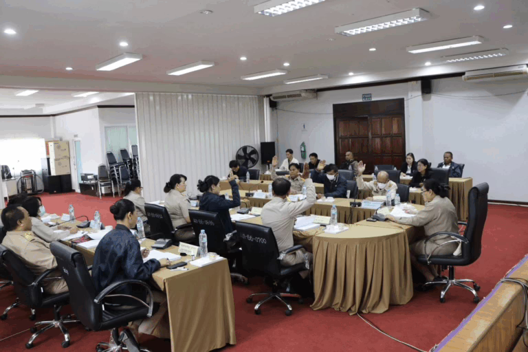 ประชุมสภาองค์การบริหารส่วนตำบลหนองจะบก สมัยสามัญ สมัยที่ 4/2568 ครั้งที่ 1 ประจำปี พ.ศ.2568