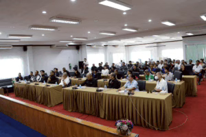 ร่วมประชุมชี้แจงรูปแบบงานยกระดับความปลอดภัยบริเวณทางแยกขนาดใหญ่บนทางหลวงหมายเลข 304 ตอน ดอนขวาง – โพธิ์กลาง ตอน 2 ช่วงระหว่าง กม. 292+850 – กม.293+540