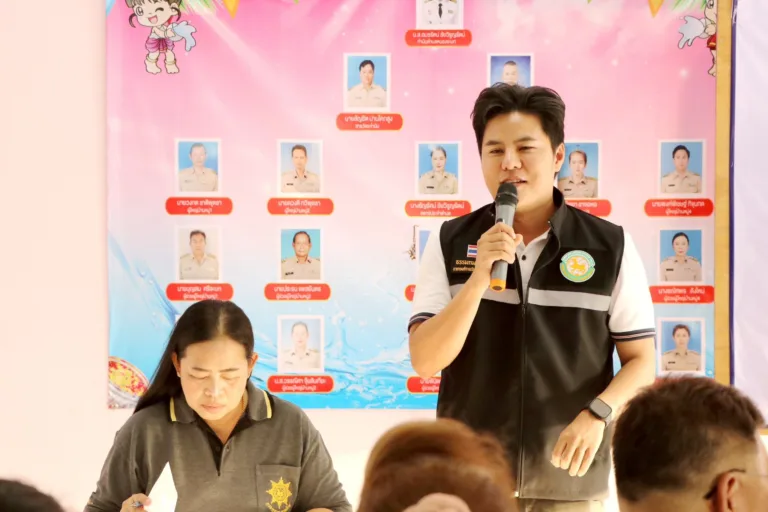 โครงการเวทีประชาคมหมู่บ้าน ณ ศูนย์สาธิตการตลาด หมู่ที่ 5 บ้านบุญเรือง